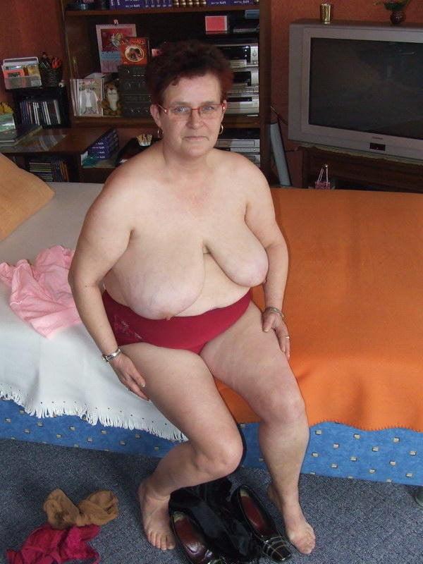 25P Keep Your PantyHose On