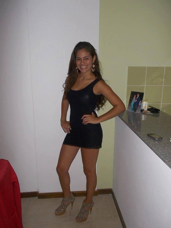 25P A sensual Black Dress (59)