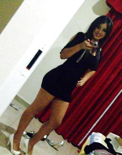 25P A sensual Black Dress (59)