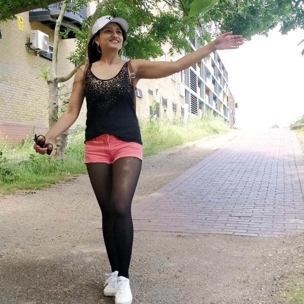19P Paki Sluts in Pantyhose