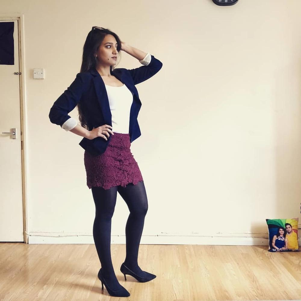 19P Paki Sluts in Pantyhose