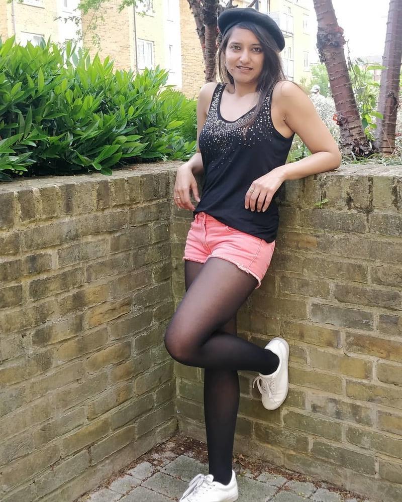 19P Paki Sluts in Pantyhose