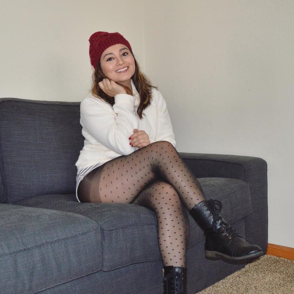 25P Turkish Sluts in Pantyhose