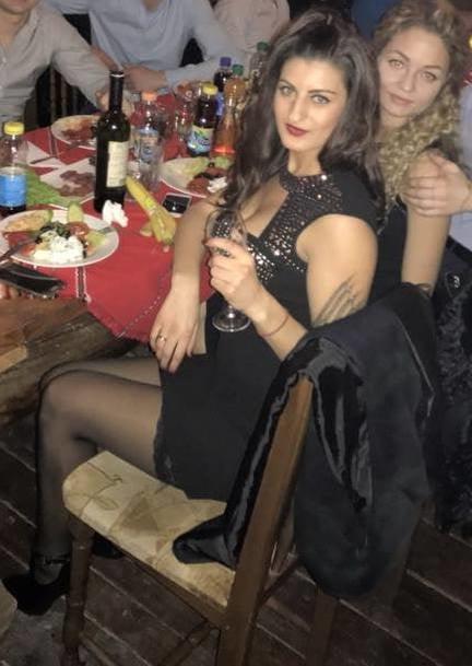 25P sexy females in tights pantyhose nylons 65