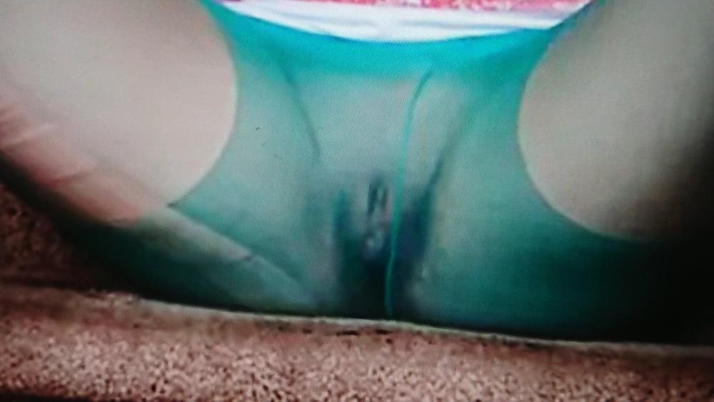25P Pantyhose show