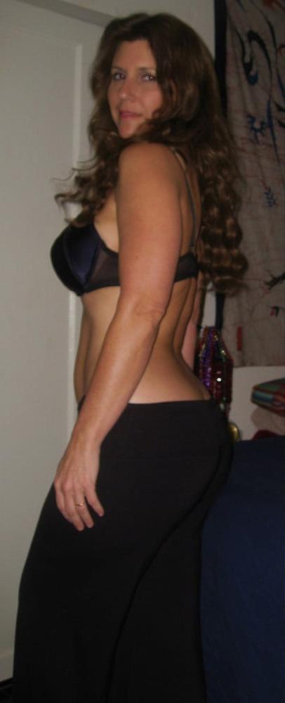 25P Busty MILF - Lingerie and naked