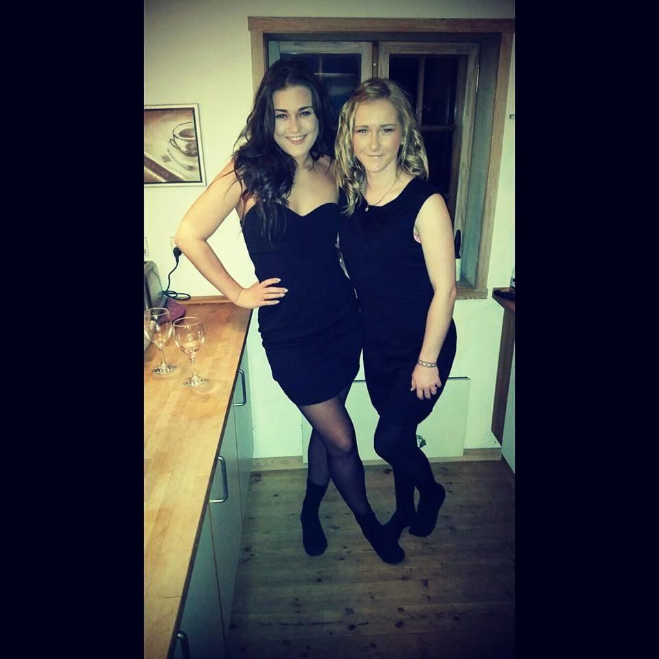 25P sexy females in tights pantyhose nylons 64