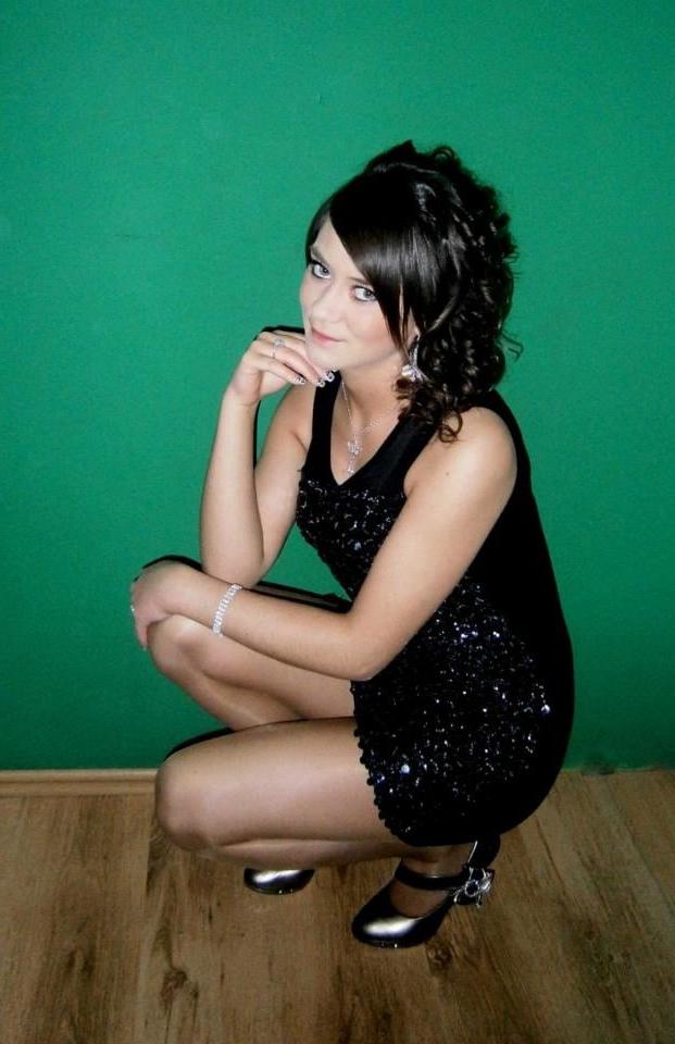 25P sexy females in tights pantyhose nylons 64