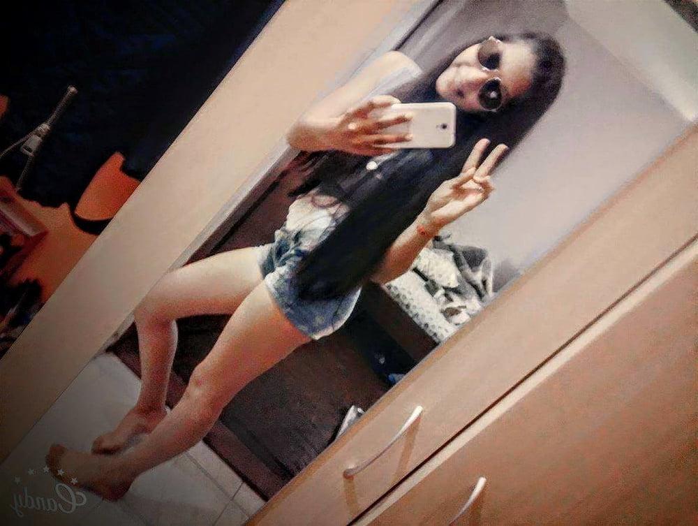 25P sexy females in tights pantyhose nylons 57
