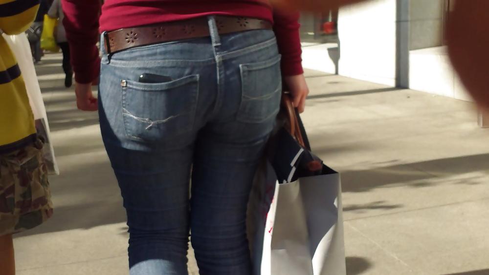 24P Nice teen butt & ass in blue jeans today