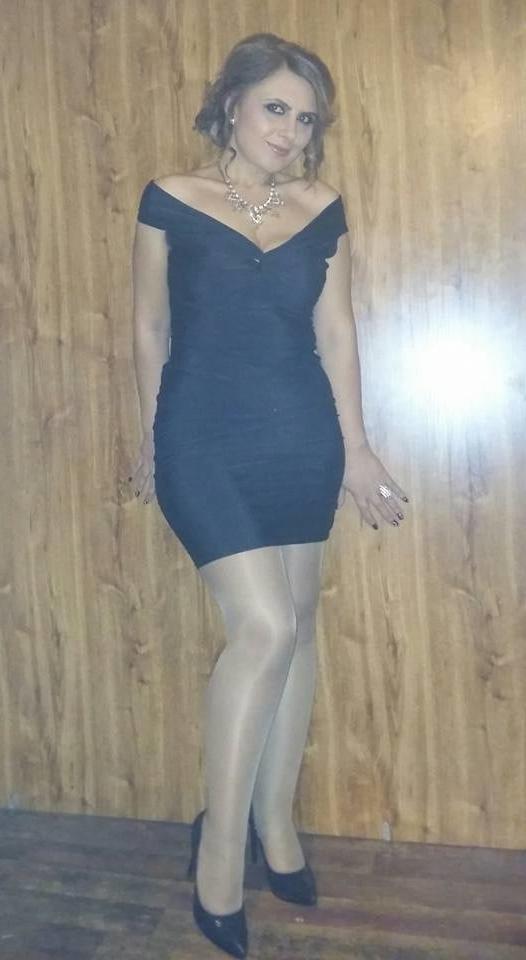 25P sexy females in tights pantyhose nylons 59