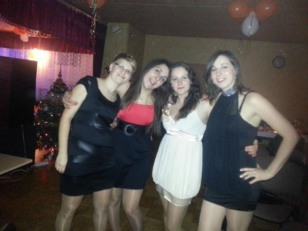 25P sexy females in tights pantyhose nylons 63