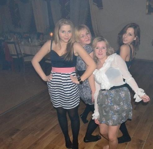 25P sexy females in tights pantyhose nylons 63