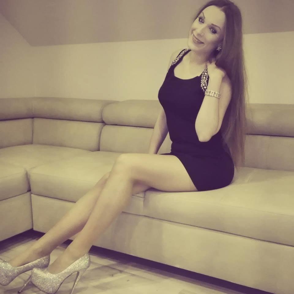 25P sexy females in tights pantyhose nylons 63