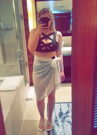 10P Busty Blonde Solicitor Nikki 28 from Peterborough