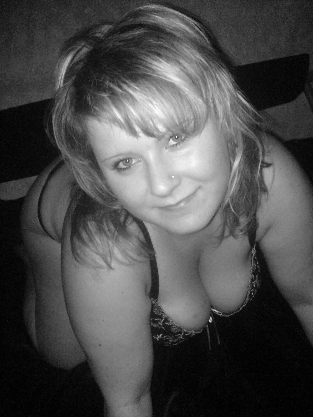 8P Busty Milf From SmutDates