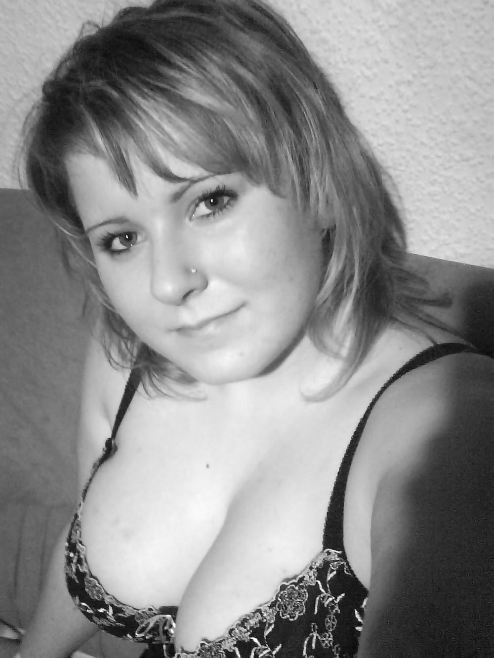 8P Busty Milf From SmutDates