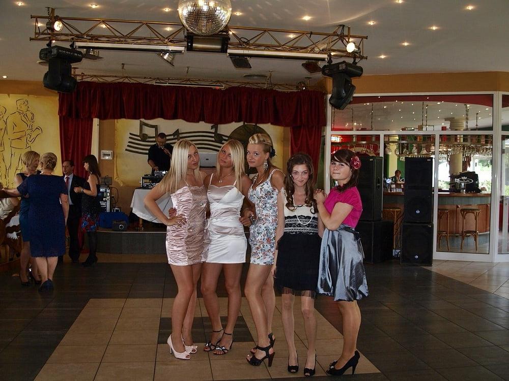 25P sexy females in tights pantyhose nylons 46
