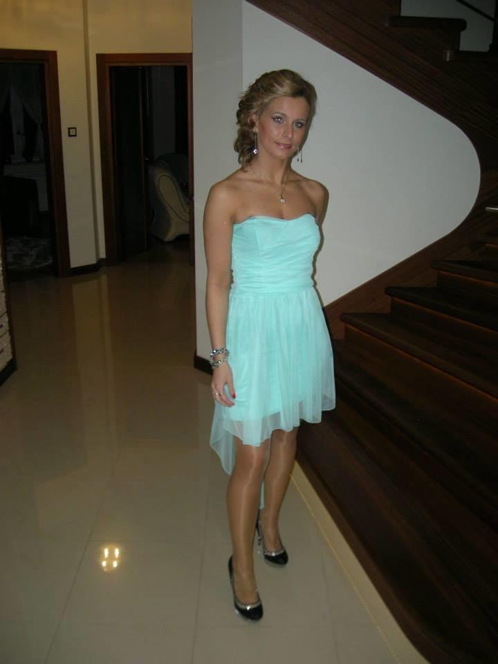 25P sexy females in tights pantyhose nylons 53
