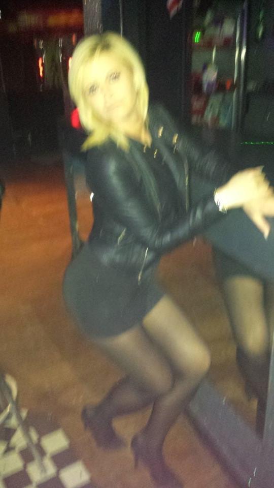 25P sexy females in tights pantyhose nylons 53