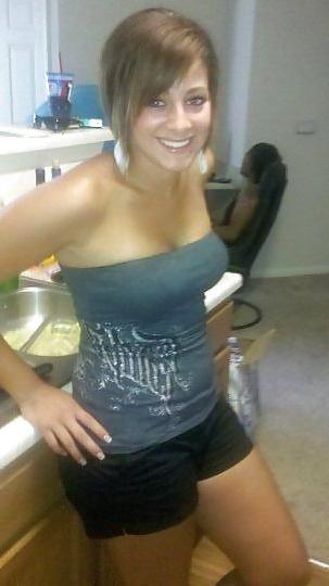 15P Fuck Pig Mallory! plz dirty comment!