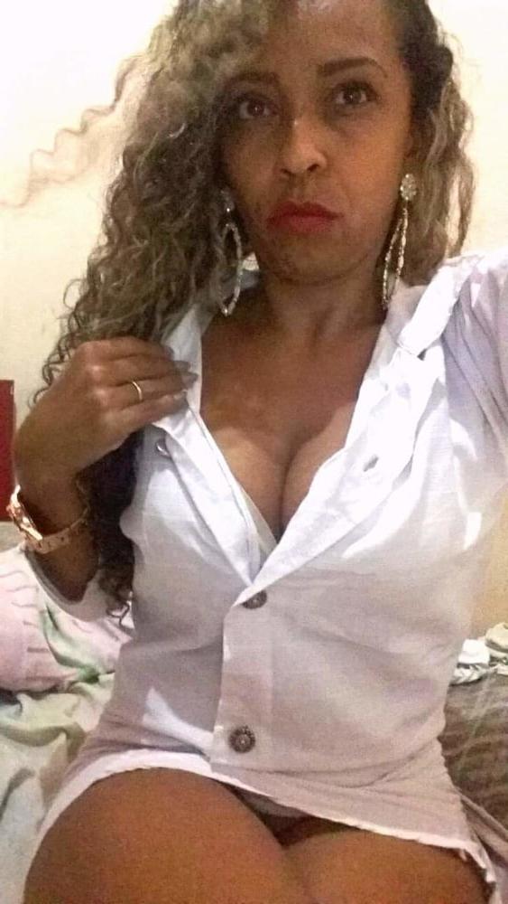 12P Fatima Rodrigues Morena sensual- insta fatima0r