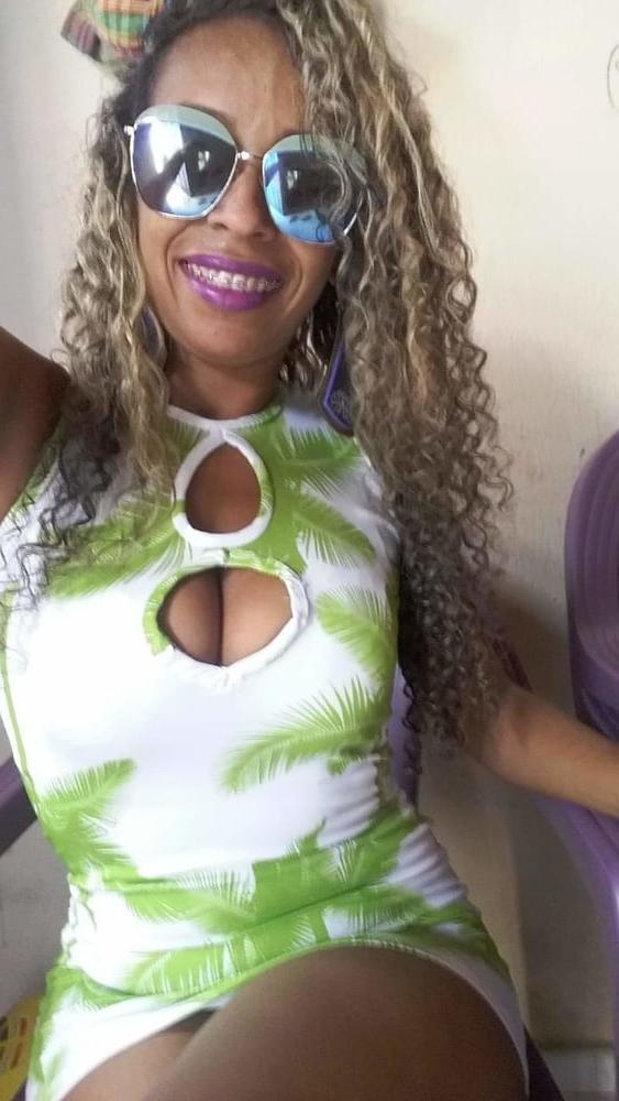 12P Fatima Rodrigues Morena sensual- insta fatima0r