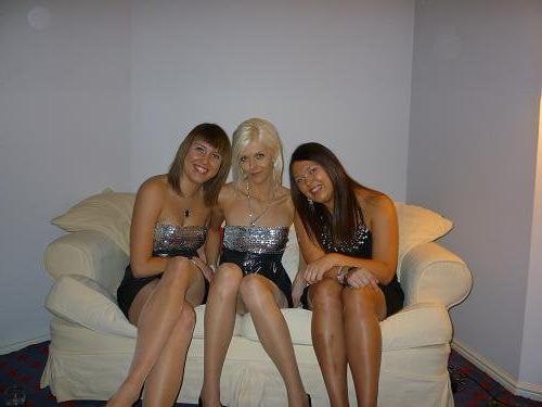 25P sexy females in tights pantyhose nylons 45