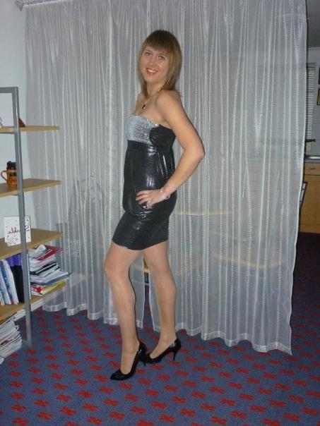 25P sexy females in tights pantyhose nylons 45
