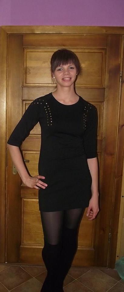 25P sexy females in tights pantyhose nylons 52
