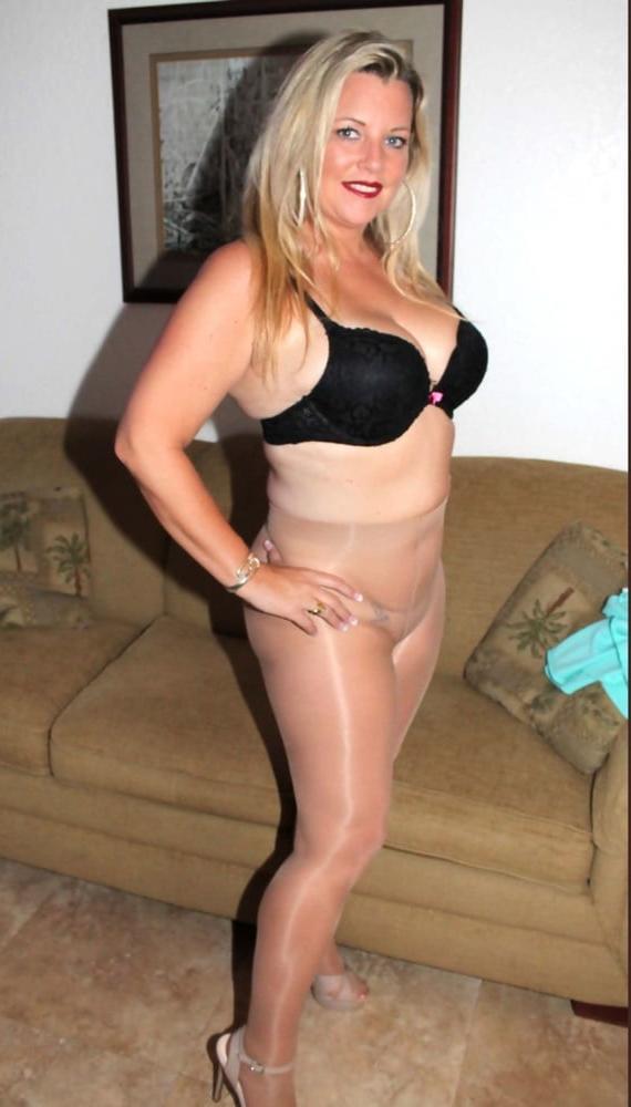 25P Bras and Pantyhose 33