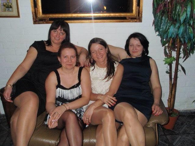 25P sexy females in tights pantyhose nylons 47