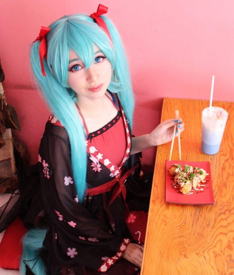 25P cosplay