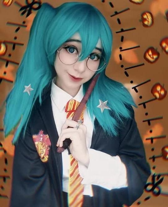 25P cosplay