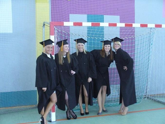 25P sexy females in tights pantyhose nylons 43