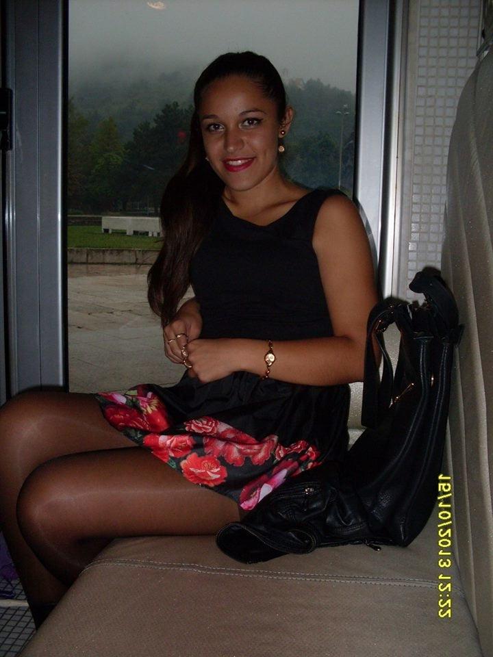 25P sexy females in tights pantyhose nylons 43