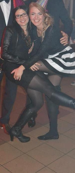 25P sexy females in tights pantyhose nylons 43