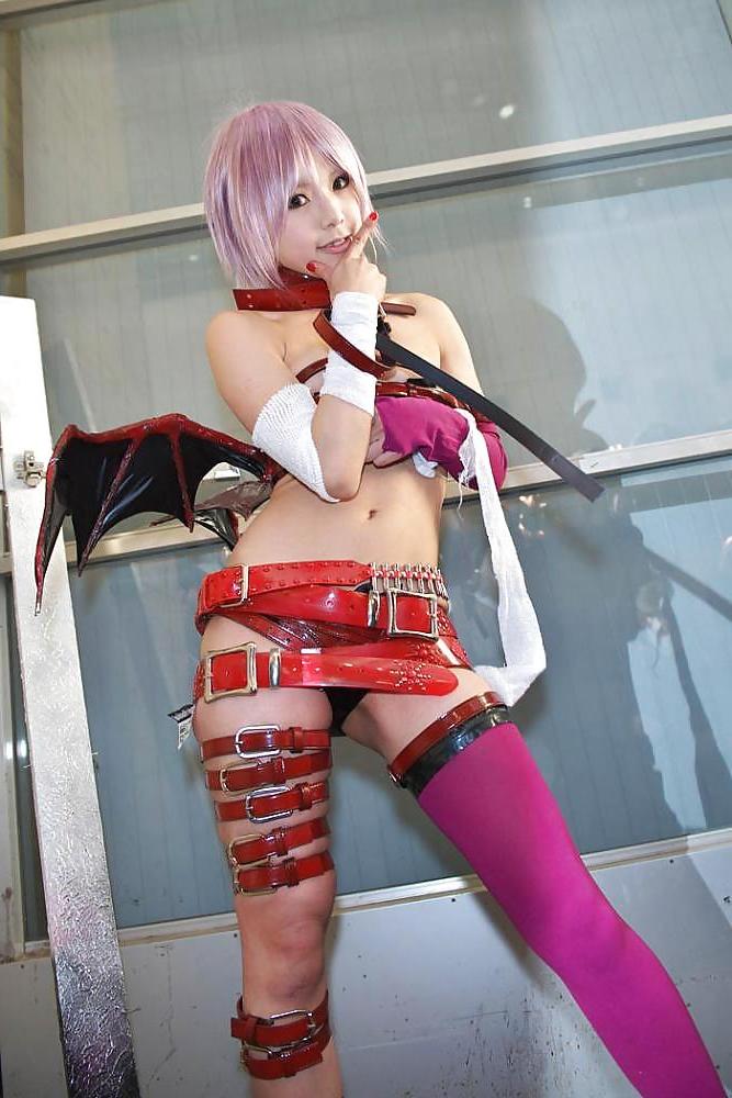 24P Sexy Cosplay Girls