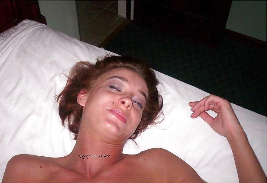 10P Wife Sucks Dick And Gets Facial