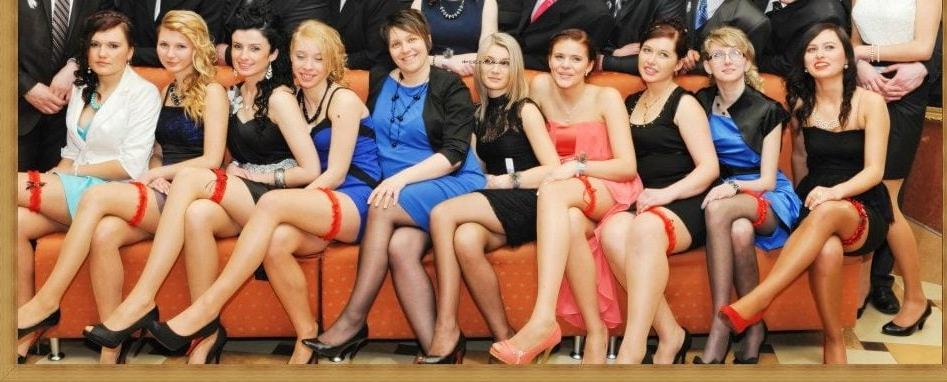 25P sexy females in tights pantyhose nylons 37