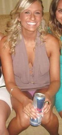 25P Upskirts pantyhose 1