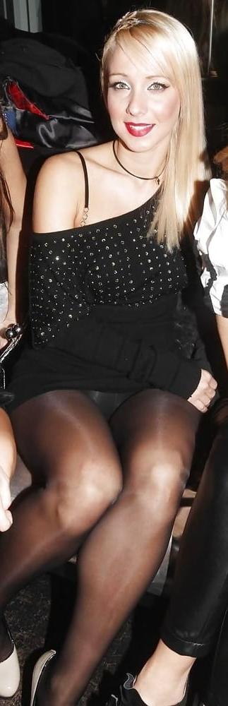 25P Upskirts pantyhose 1