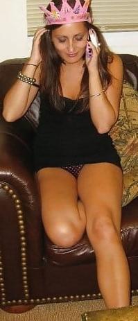 25P Upskirts pantyhose 1