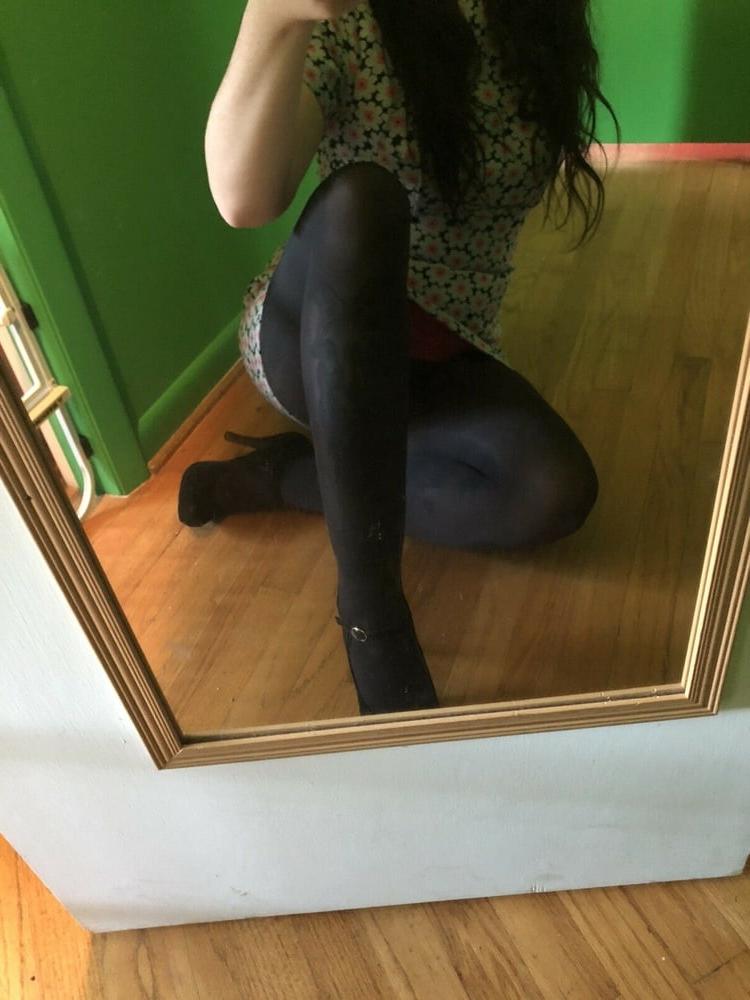 25P Amateur Pantyhose 9