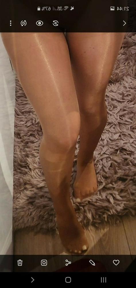 25P Amateur Pantyhose 9
