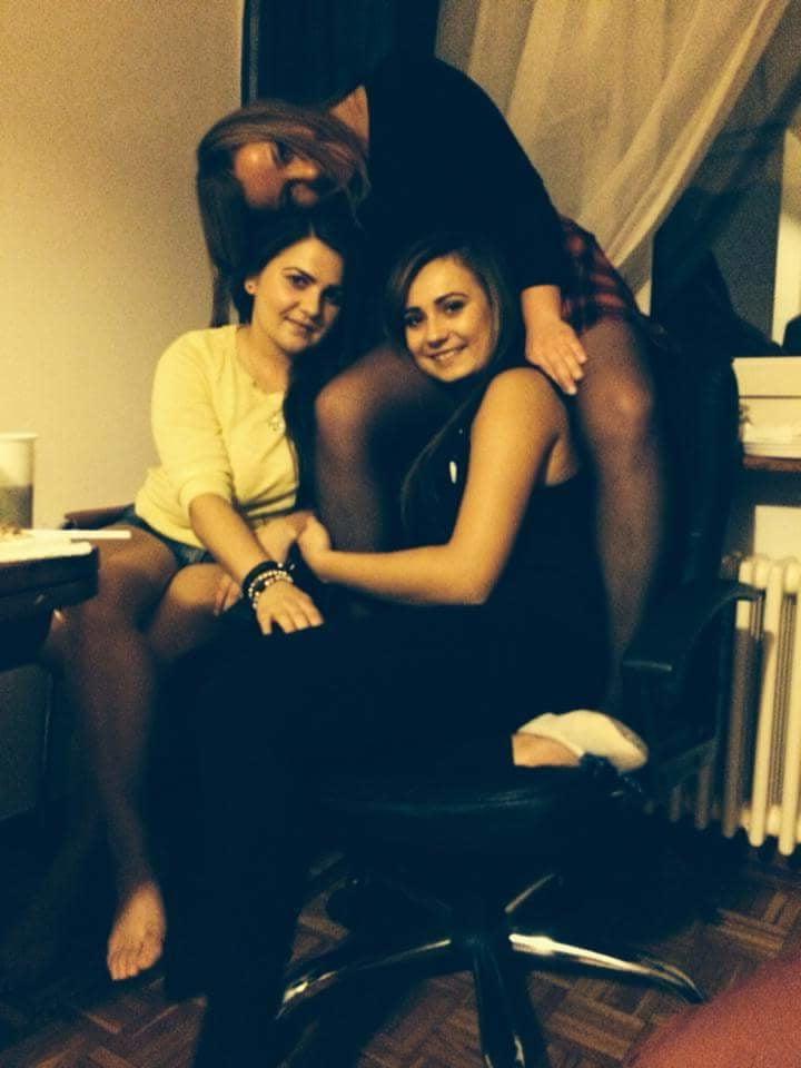 25P sexy females in tights pantyhose nylons 36