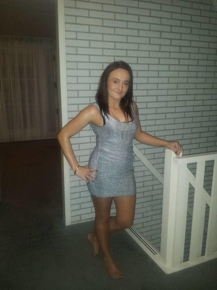 25P sexy females in tights pantyhose nylons 36