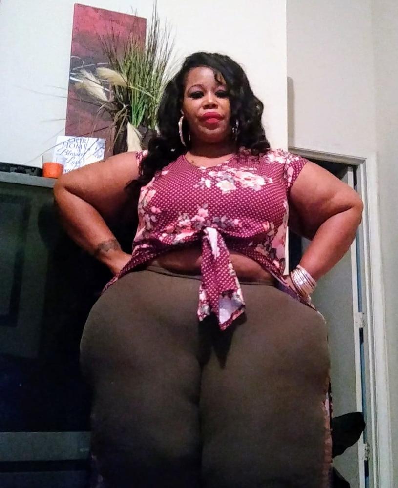 14P She Can Get The Dick 12