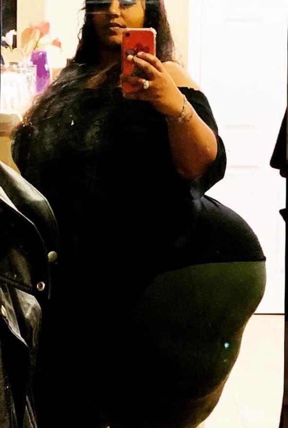 14P She Can Get The Dick 12