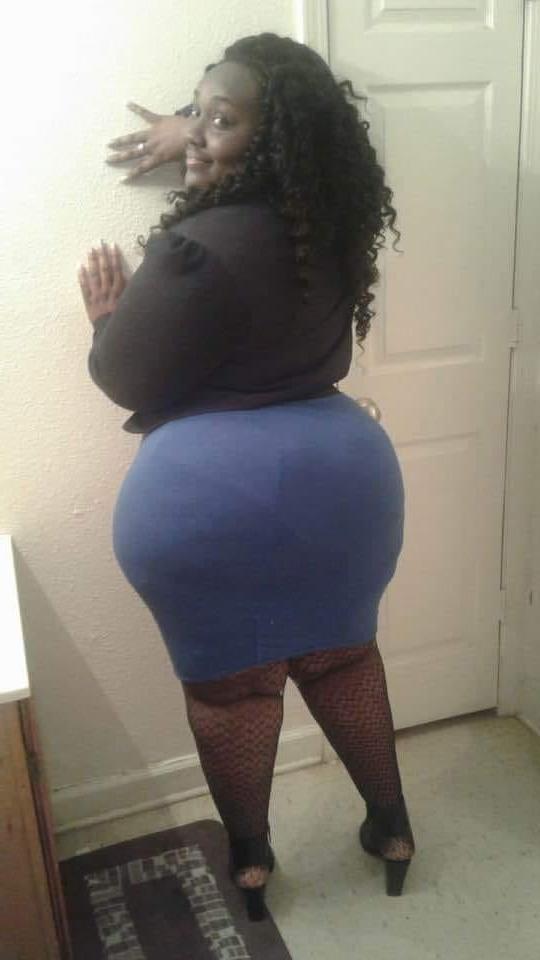 14P She Can Get The Dick 12